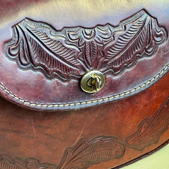 Handmade Leather Mexican Purse - Picture 2 of 8